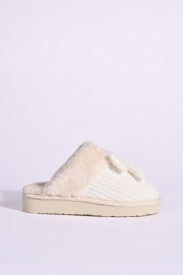 Minnetonka Bowelle Scuff Slide Slippers In White