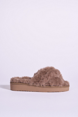 Minnetonka Teddy Crossband Slide Slippers In Brown