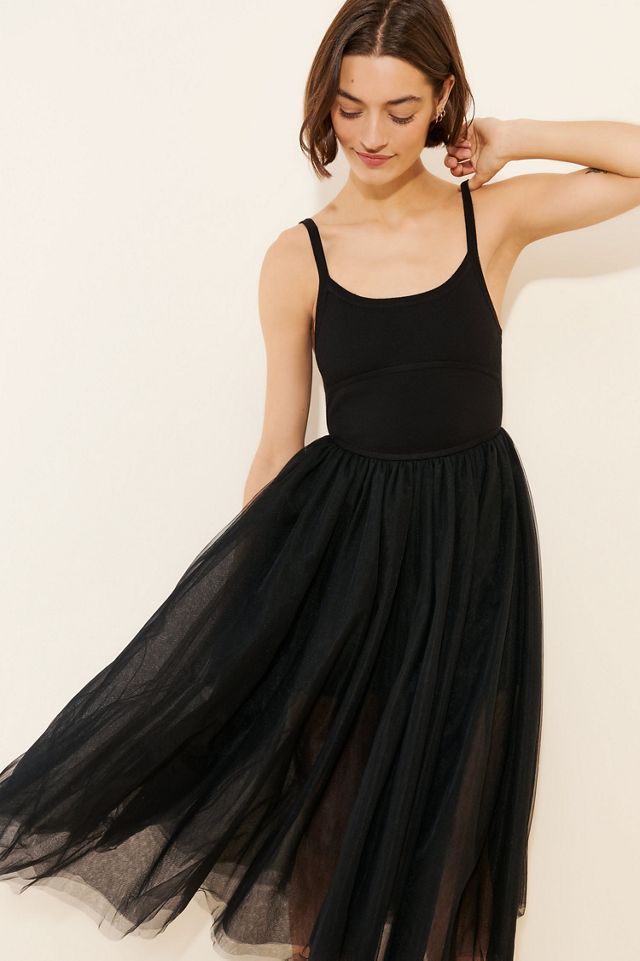 strapless open back dress White V-Neck Pleated Midi Dress main image 1