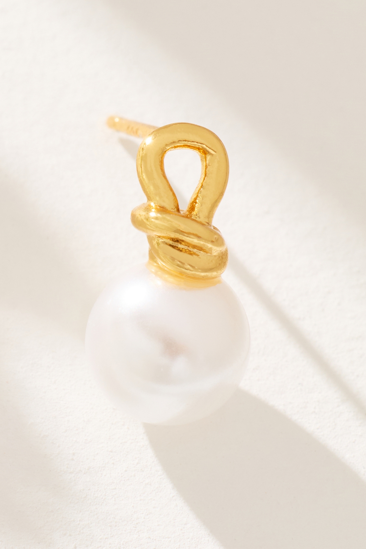 Knotted Pearl Earrings