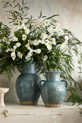 10¹² terra Trianglar Twist Vase ブルー Blue Terracotta Double Handle Vase | Anthropologie