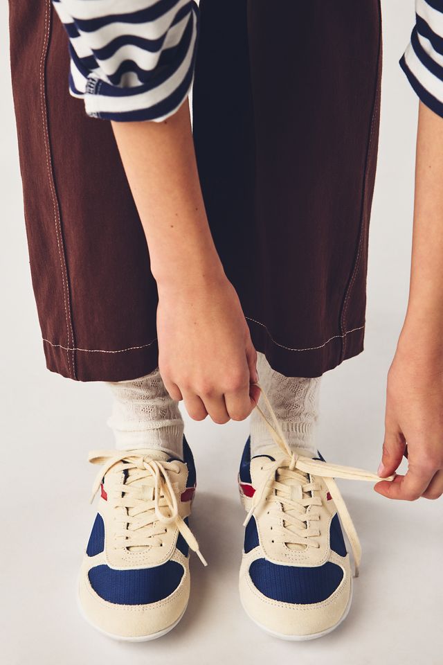 Silent D Girly Sneakers #1