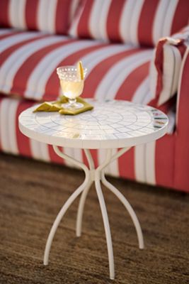 Bisou Tile Indoor/Outdoor Side Table
