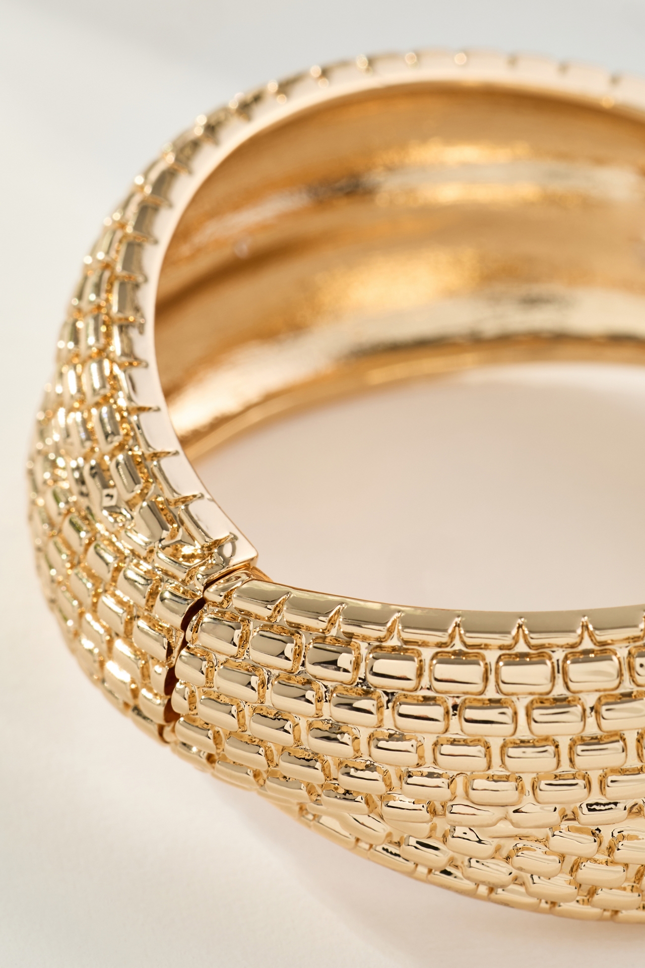 Textured Chunky Bangle Bracelet