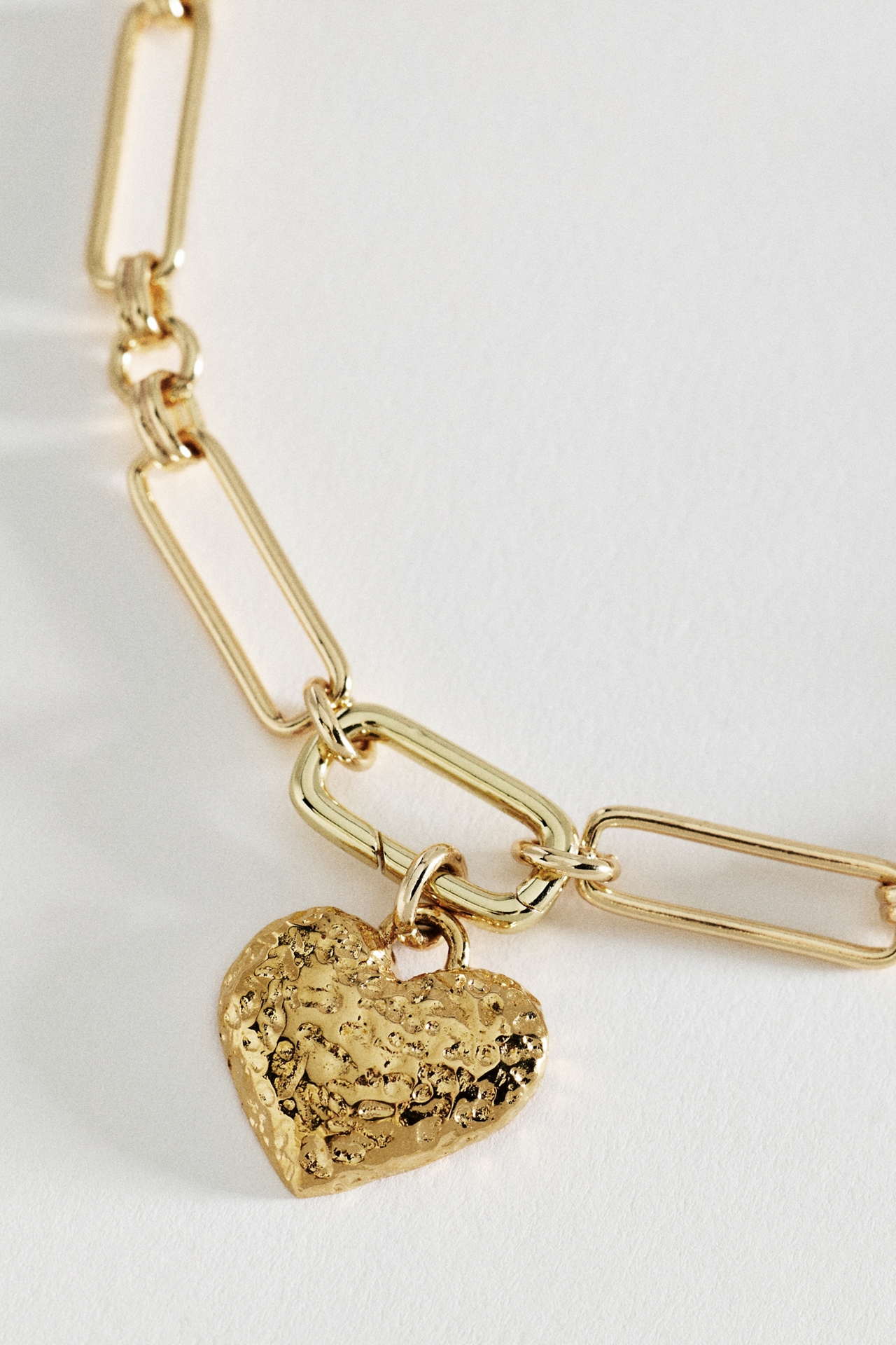 Alona Kiera Necklace