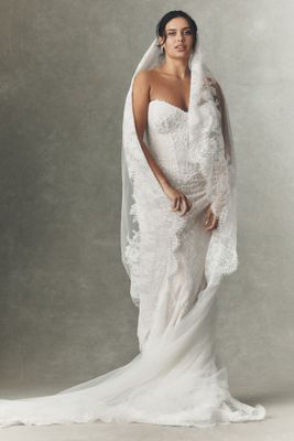 Watters Alencon Lace Veil