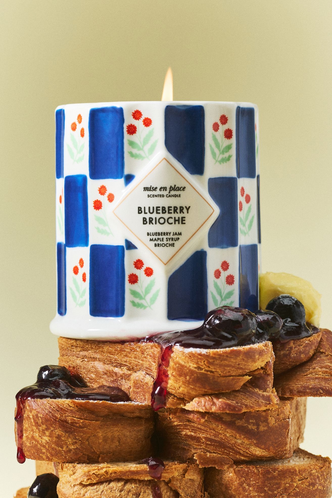 mise en place Gourmand Blueberry Brioche Ceramic Candle - Navy, S