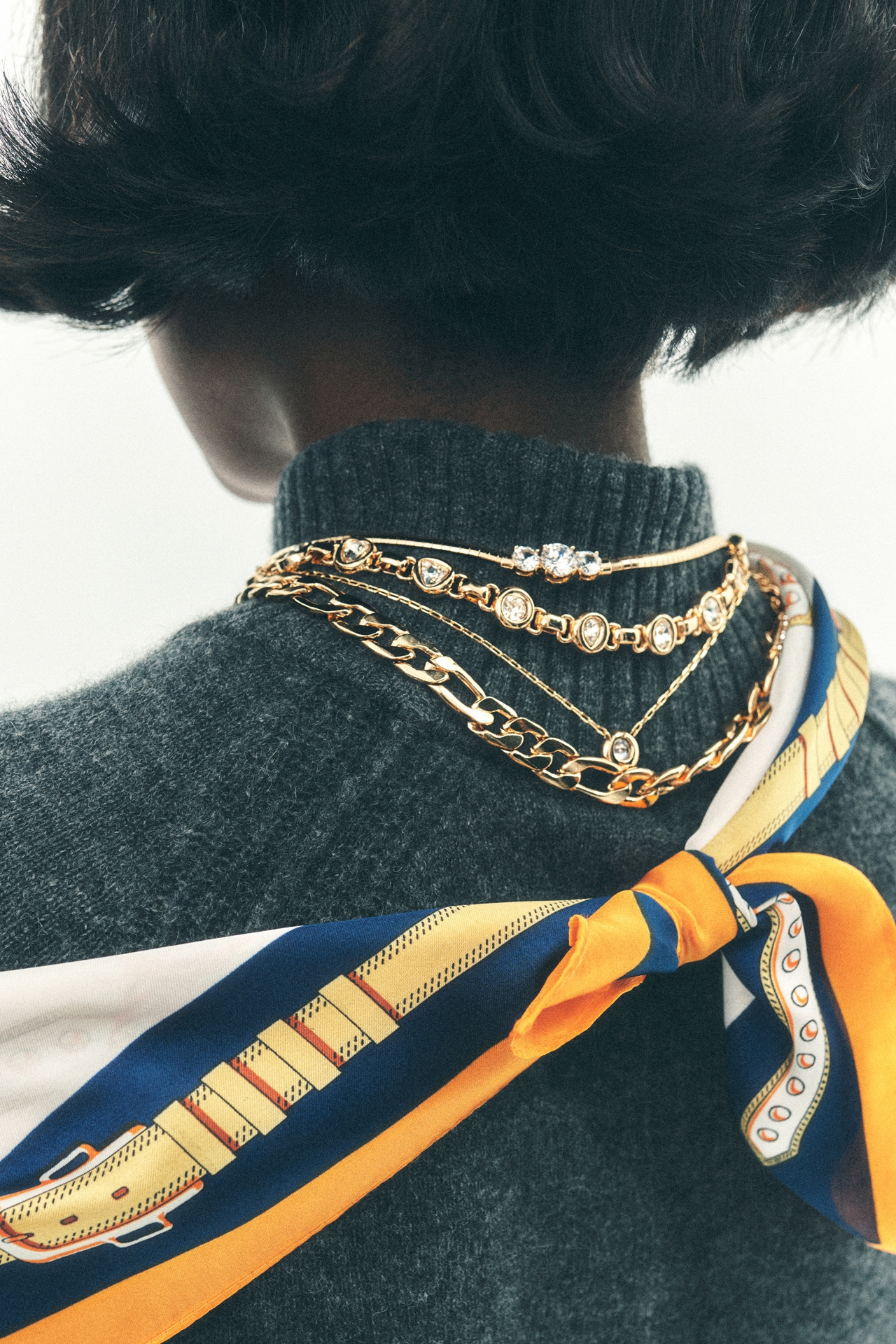 Round Bezel Crystal Necklace