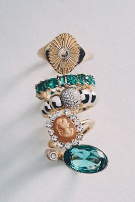 Glam Puff Cocktail Ring