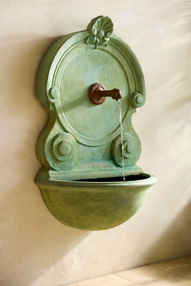 Circular Stone Wall Fountain #4