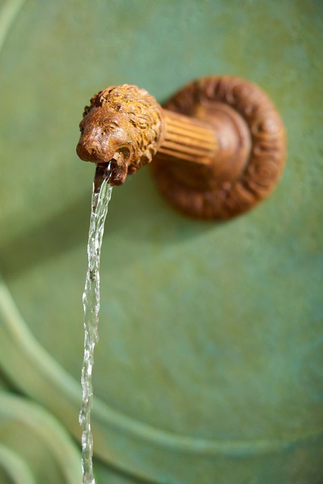Circular Stone Wall Fountain #1