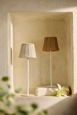 Wicker Solar Table Lamp