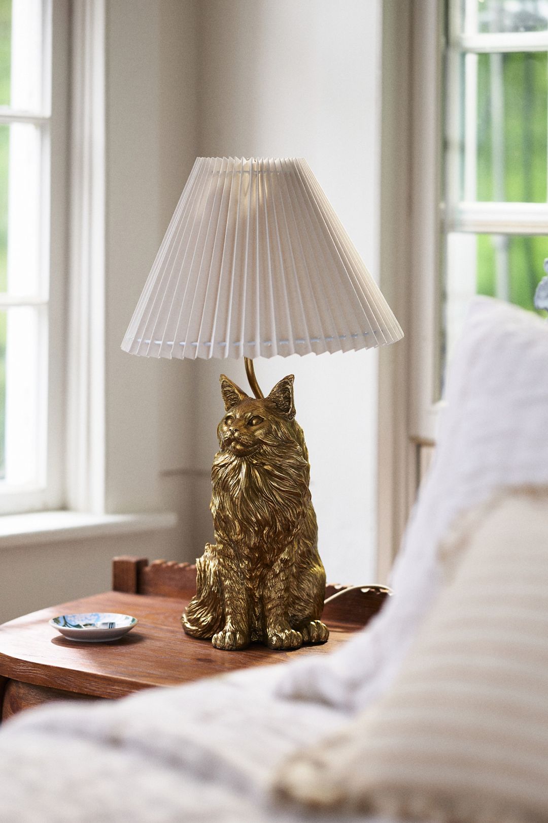 The Icon Table Lamp: Cat Edition - Maine Coon, One Size