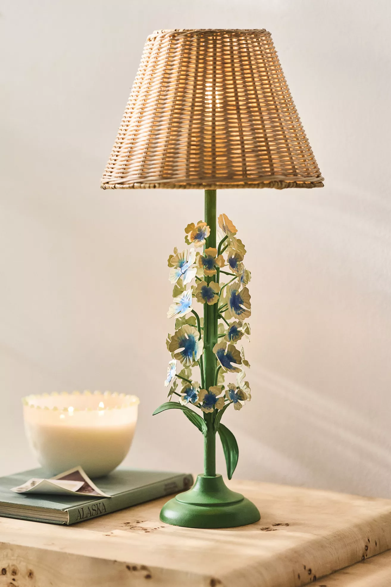 Floral Tole Iron Table Lamp