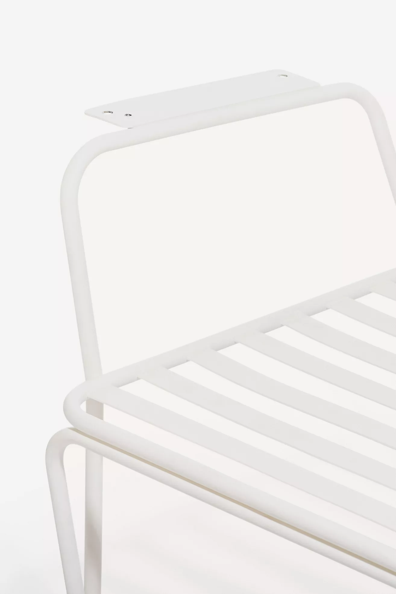 Close-up of top of backrest and arm support