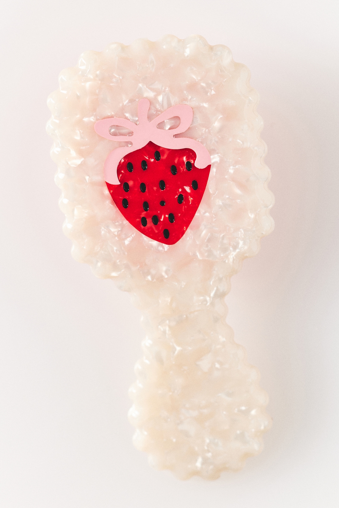 Mini Strawberry Brush