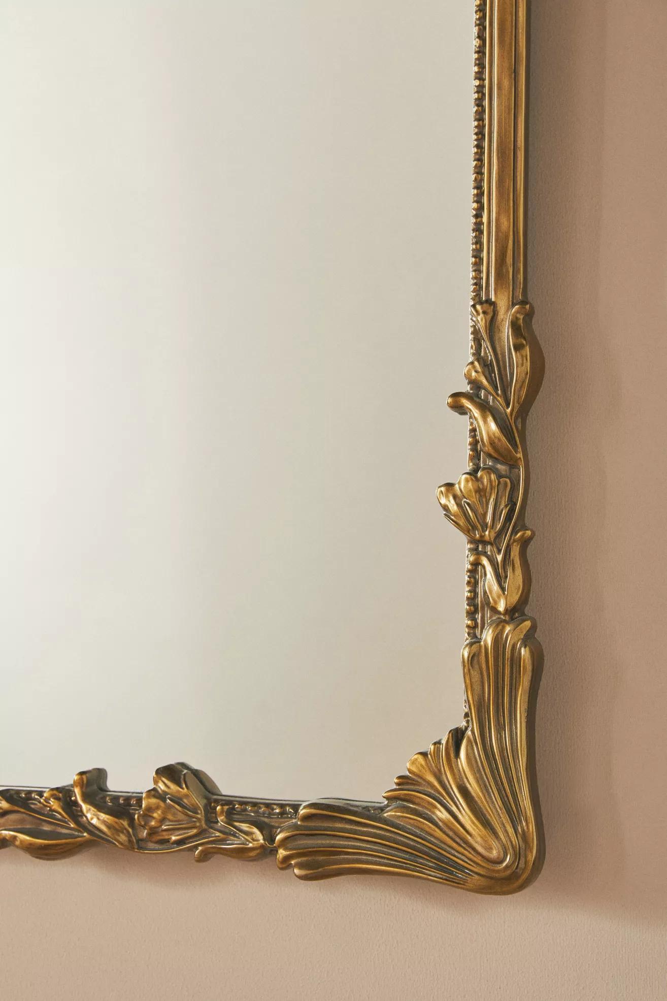 The Vintage Mila Mantel Mirror - thumbnail 4