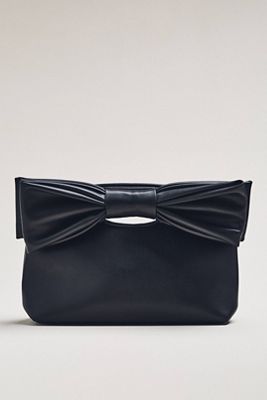 Cutout Handle Bow Clutch