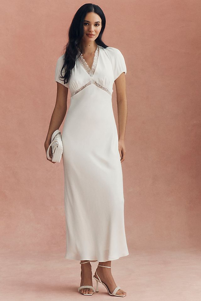 short sleeve slip dress White It is made of materials Short Sleeve V Neck Slip