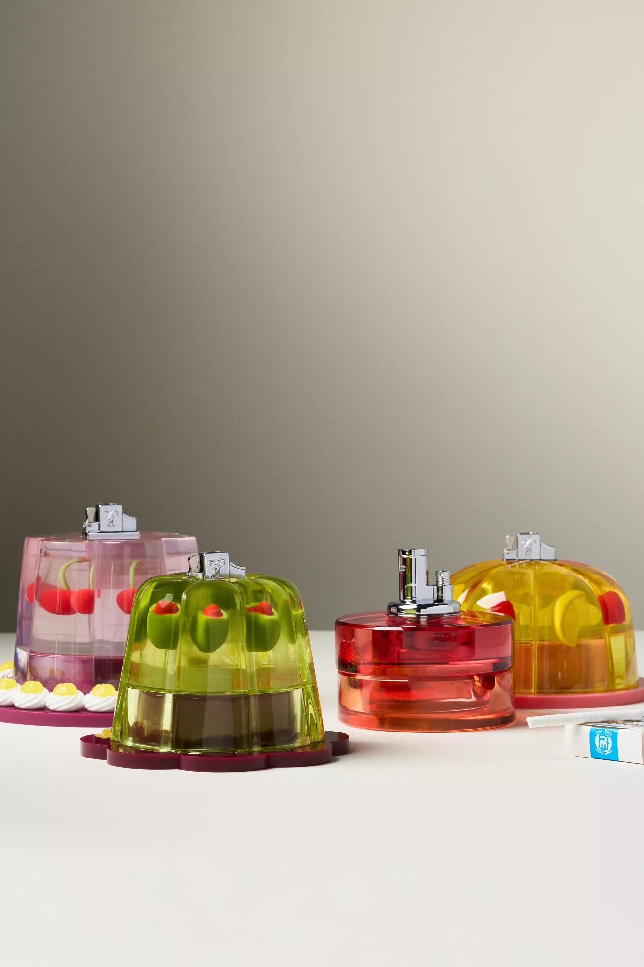 Edie Parker Olive Jelly Tabletop Lighter - thumbnail 2