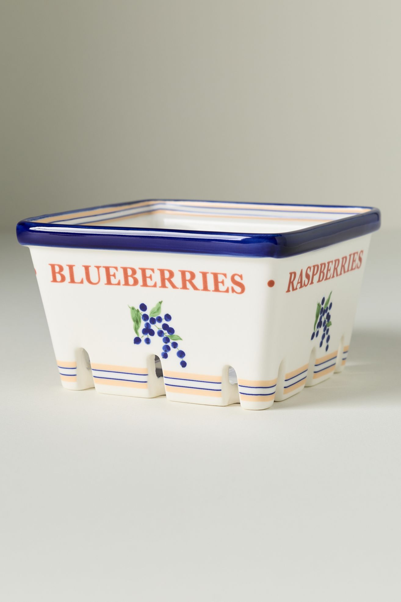Lotta Small Berry Basket - Navy, S
