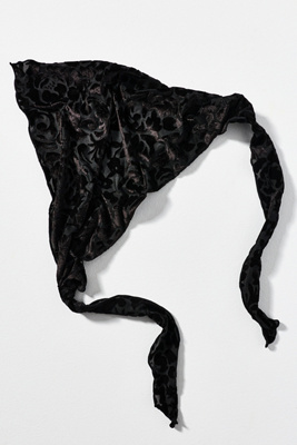 By Anthropologie Burnout Velvet Hair Scarf In Black