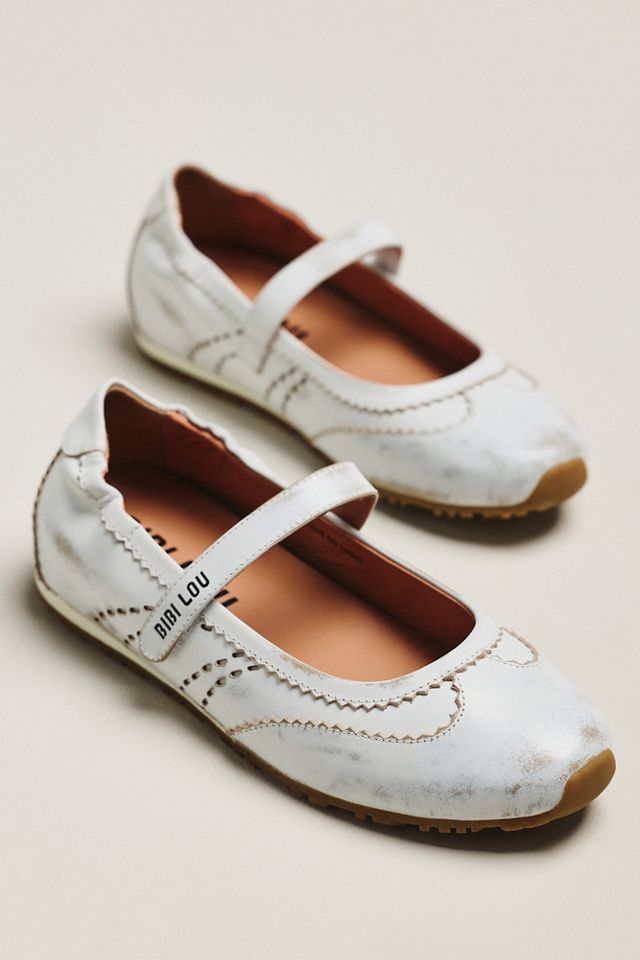 (新品ノベルティ付き)Bibiy×offen☆ローズモチーフフラットシューズ Bibi Lou Mary Jane Sneaker Flats | Anthropologie