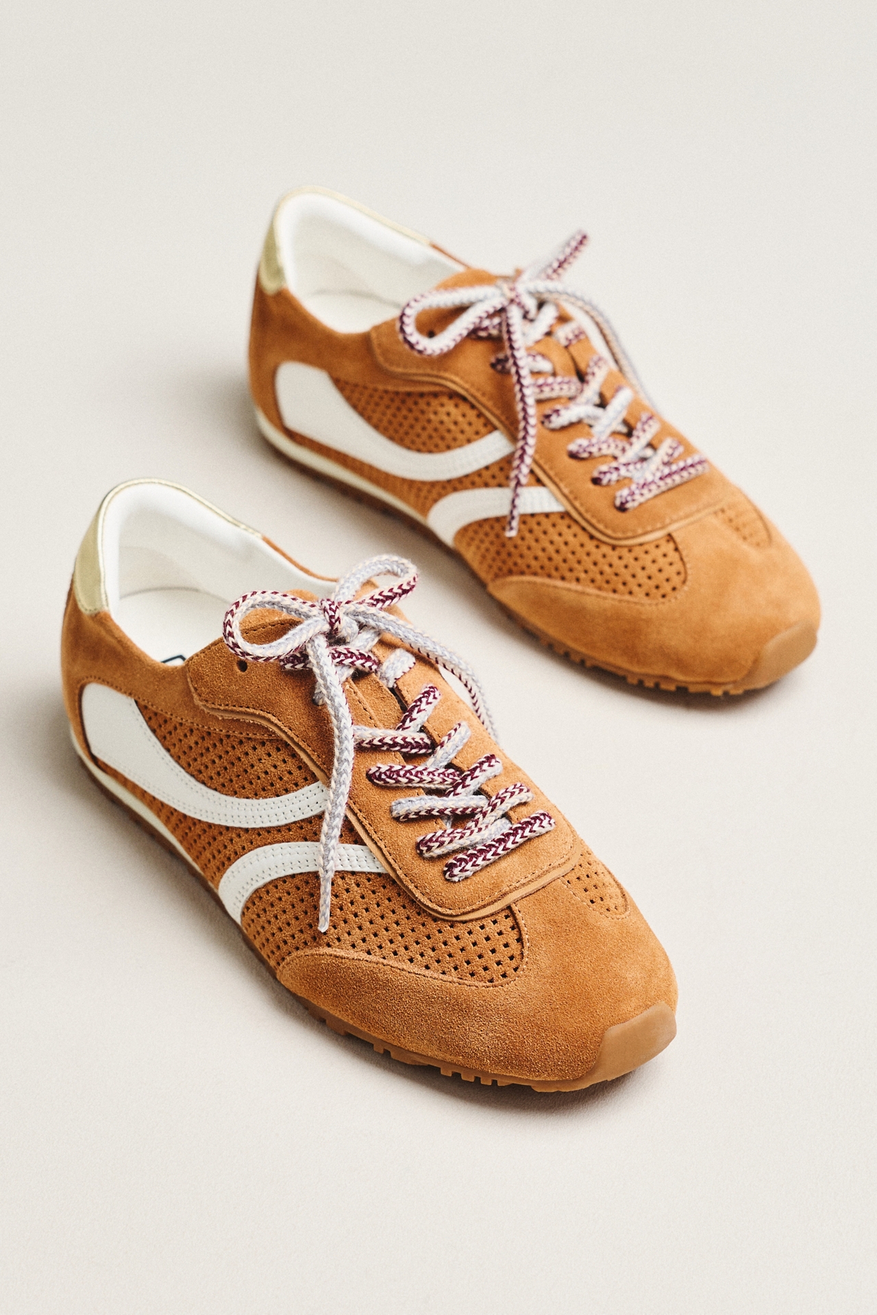 Bibi Lou Mizar Sneakers