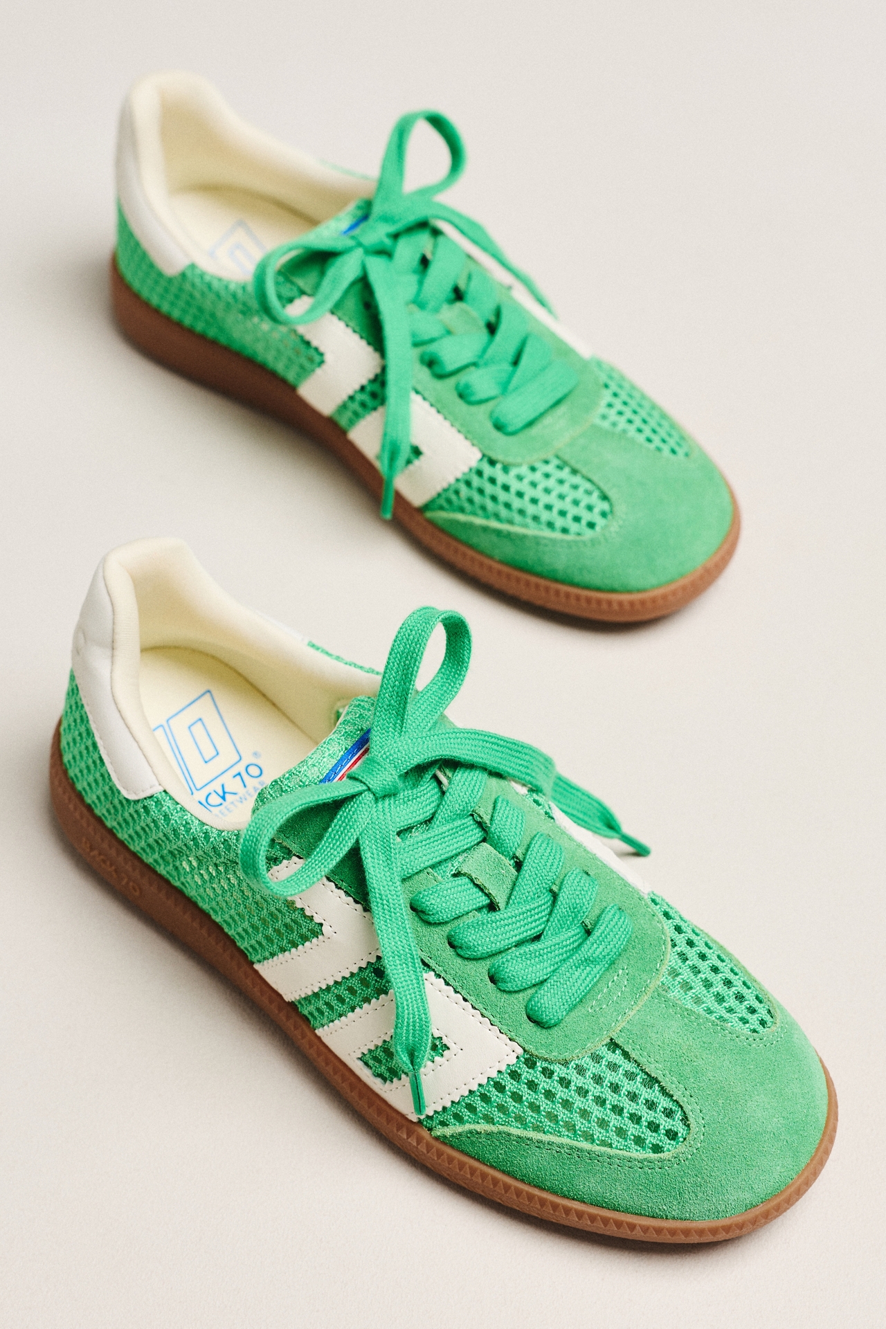 Back 70 Cloud C26 Sneakers