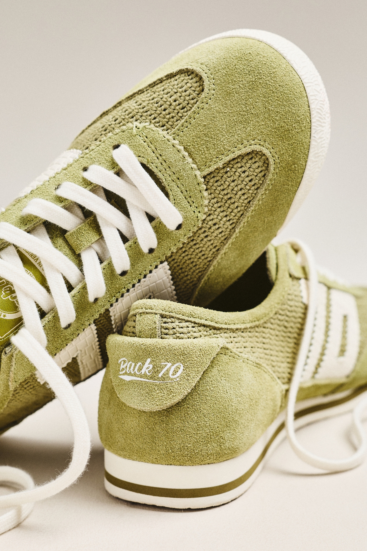 Back 70 Leon Sneakers
