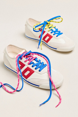 Back 70 Leon Premium Double Laced Sneakers In White