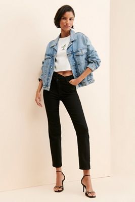 Good American Classic Crossover Jeans