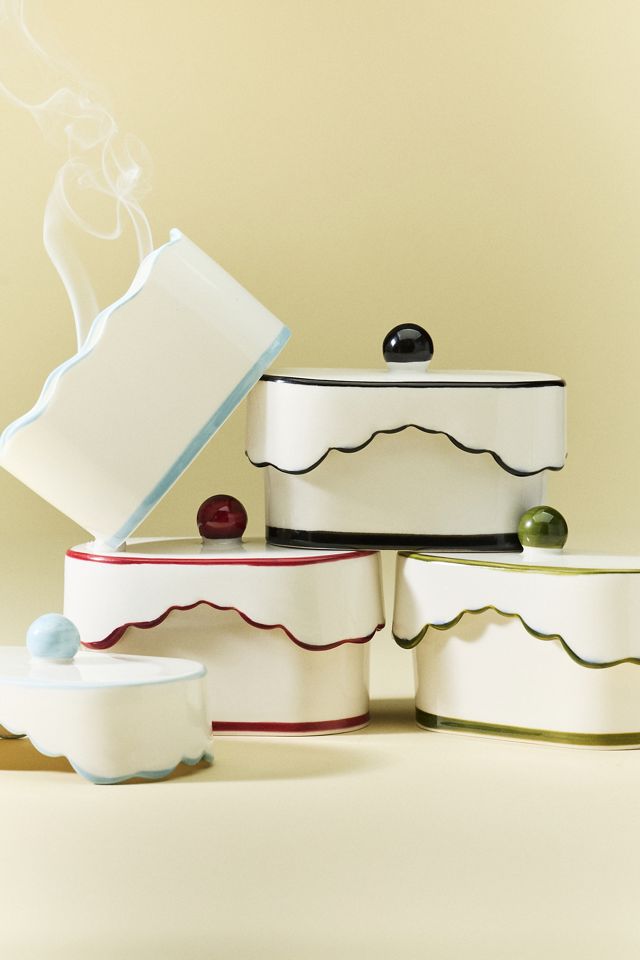 Cherie Fresh French Linen & Orris Lidded Porcelain Candle #1