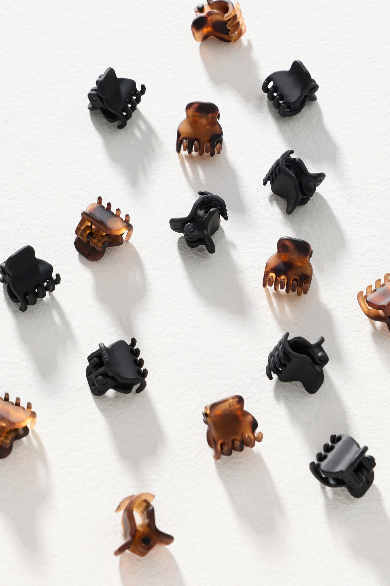 KITSCH Mini Hair Claw Clips, Set of 16