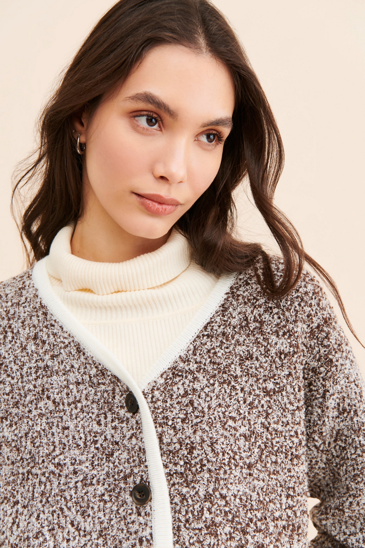 Flat White Sweater Lady Cardigan