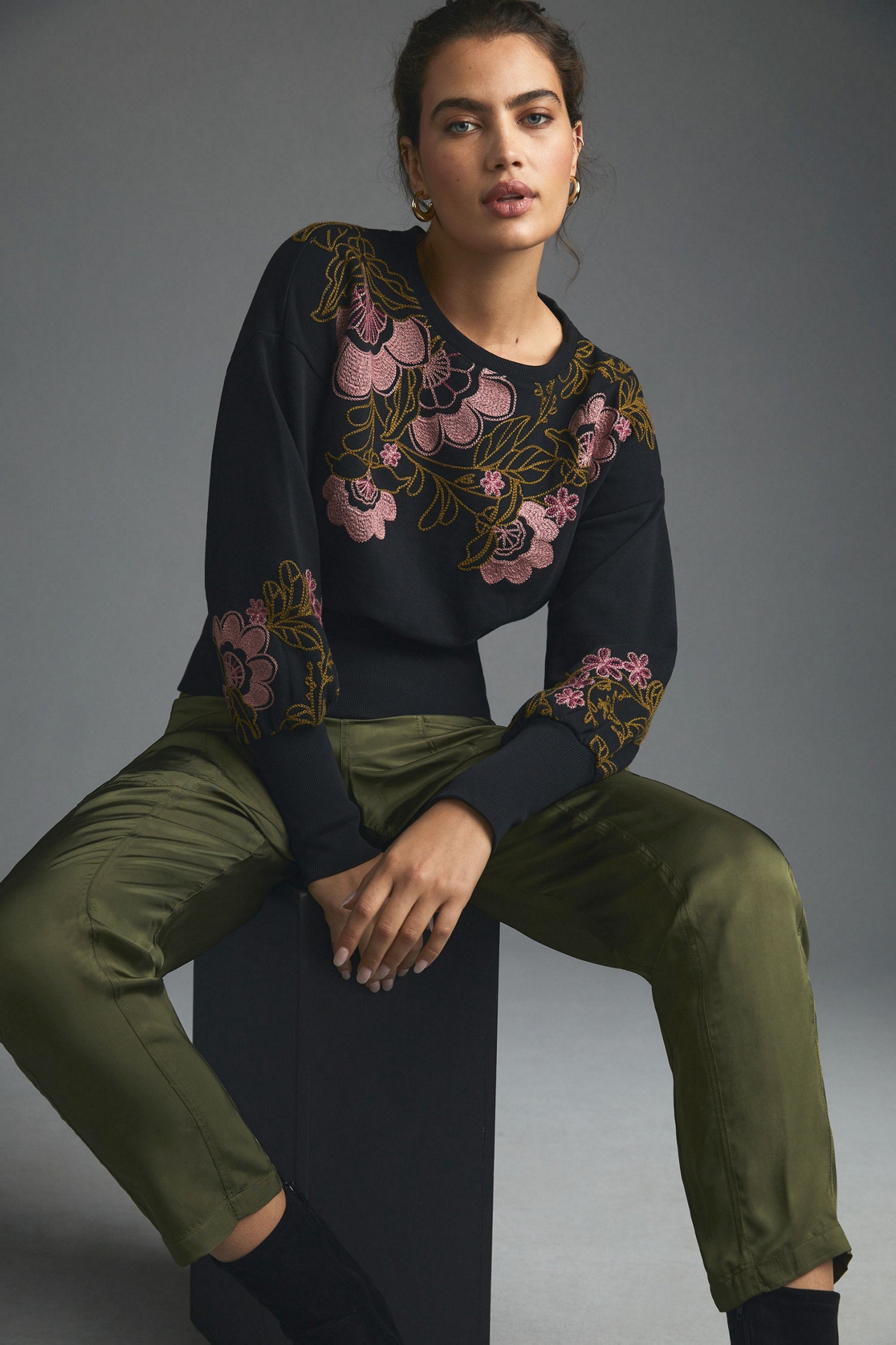 Embroidered Floral Sweatshirt