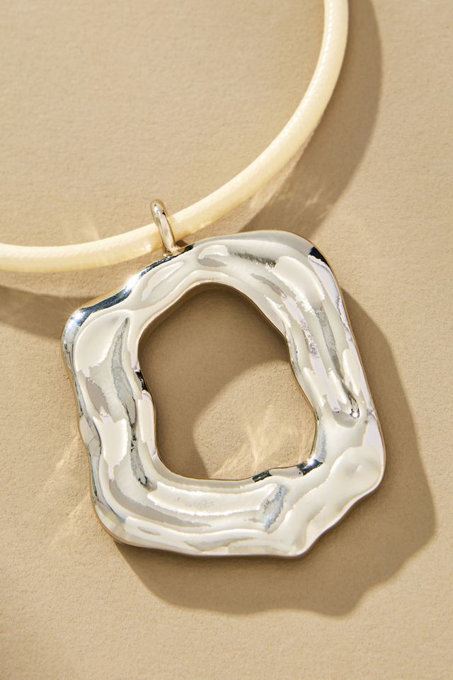 Collier cordon à pendentif rond #1