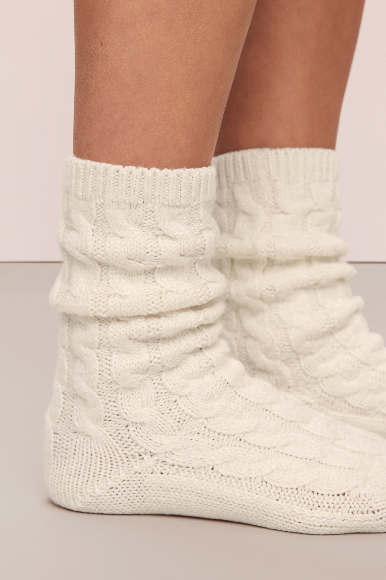 Eberjey Cozy Cable-Knit Crew Socks