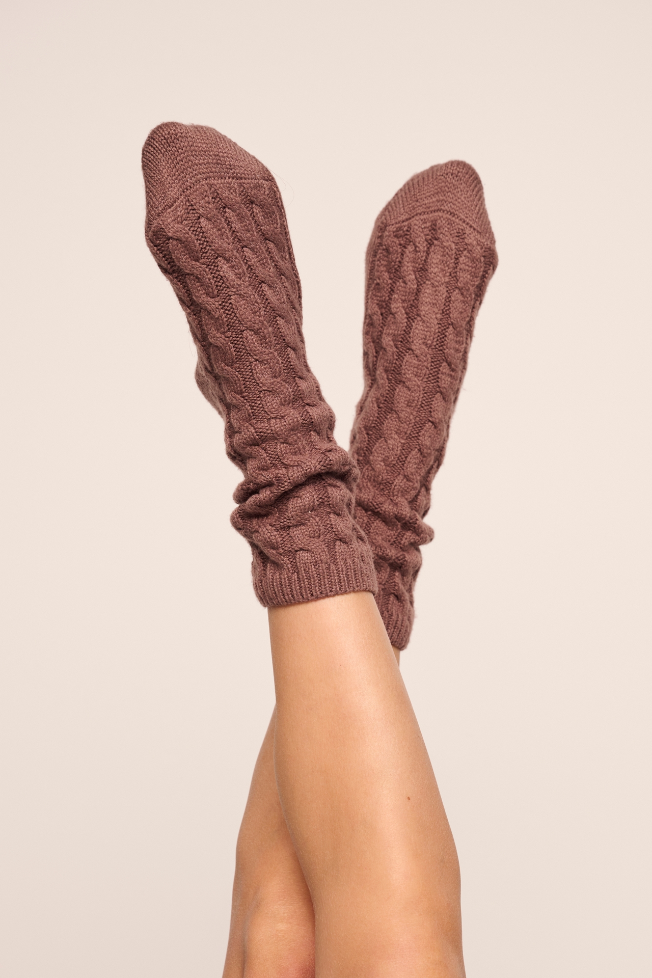 Eberjey Cozy Cable-Knit Crew Socks