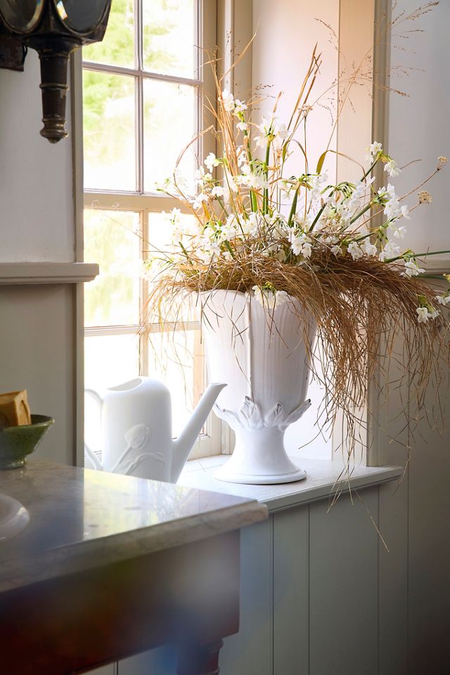 Ceramic Tulip Watering Can | Terrain