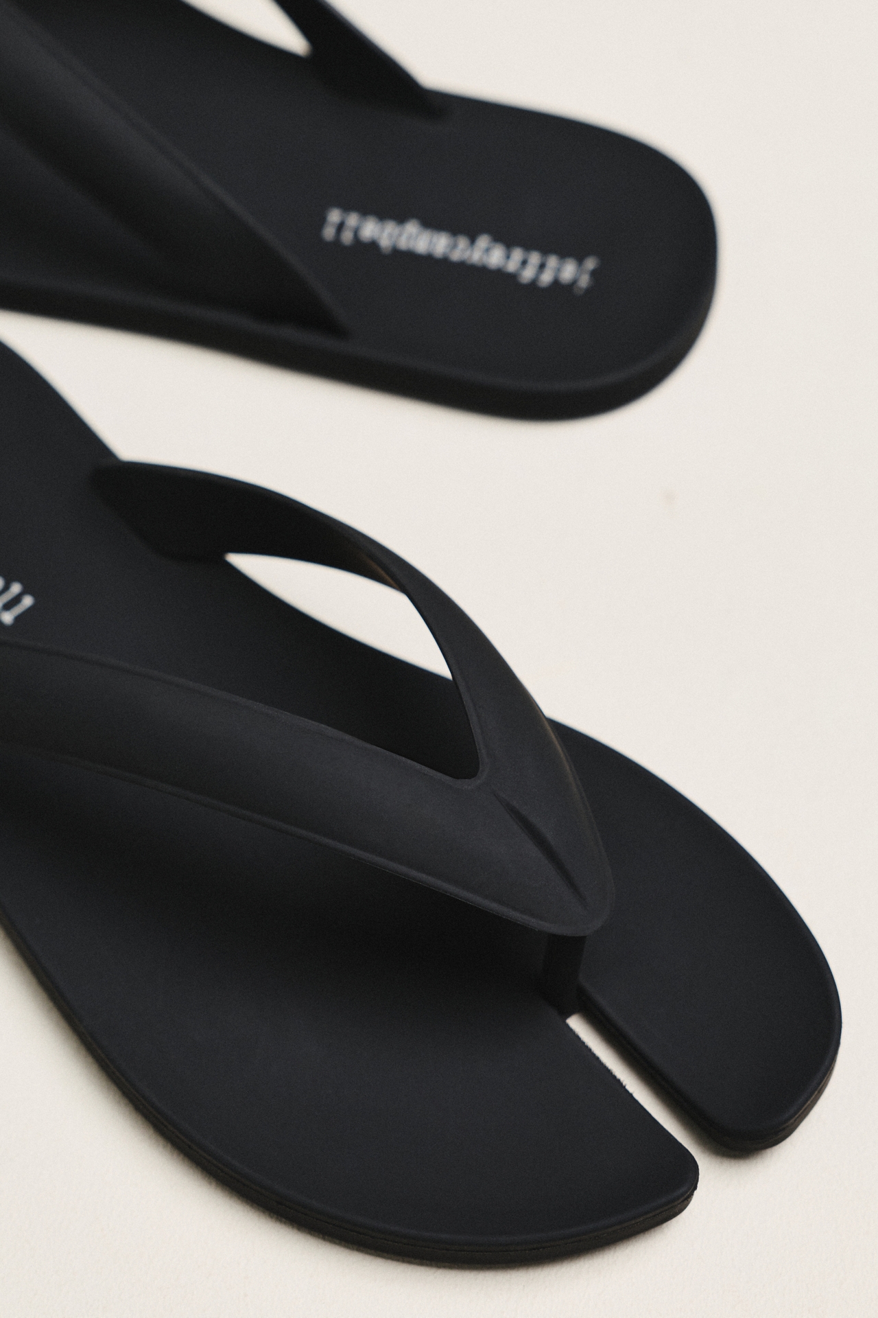 Jeffrey Campbell Zori Split-Toe Flip Flops