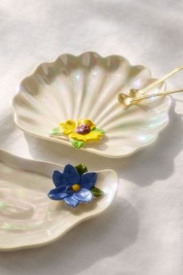 Sirena Stoneware Oyster Canape Plate