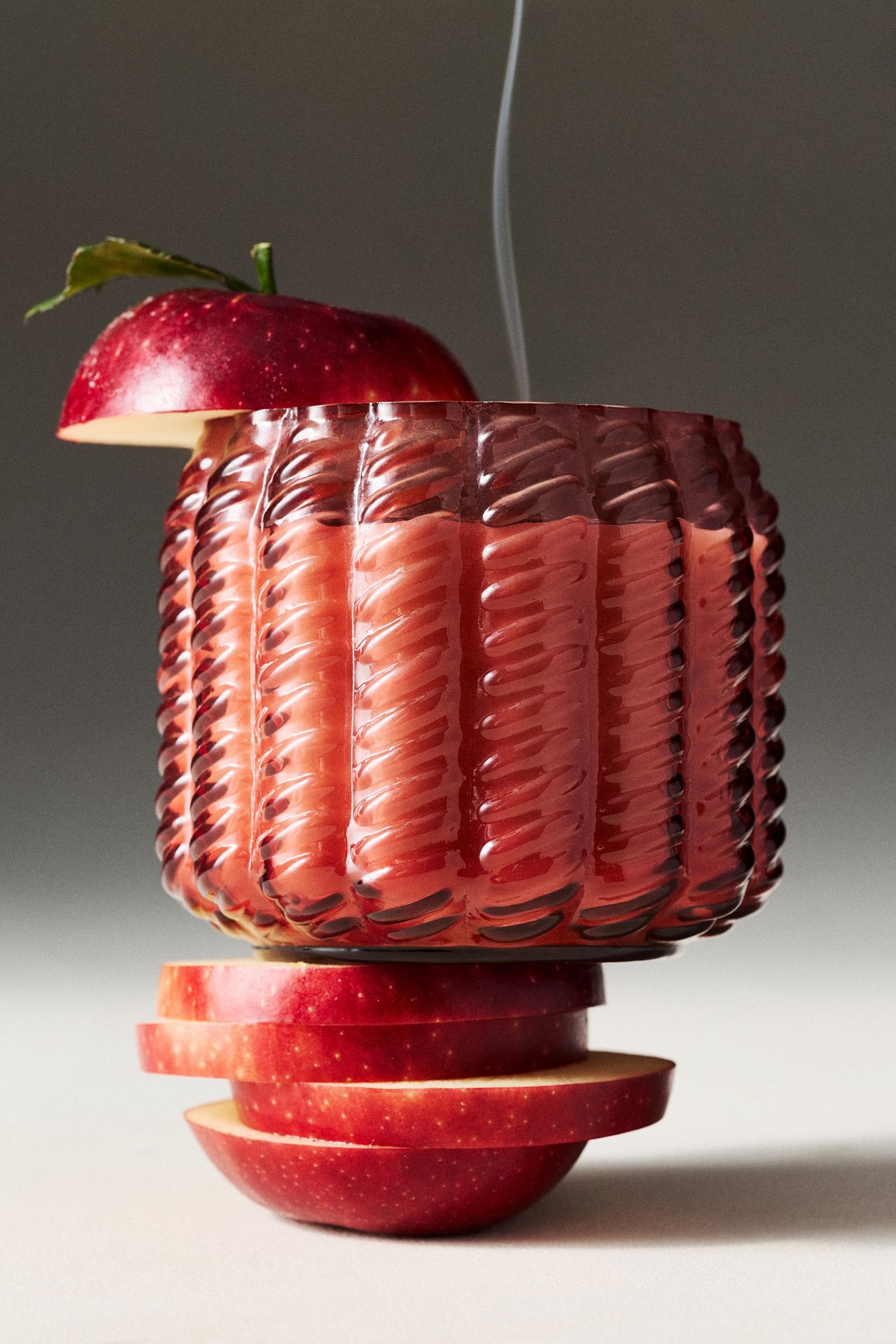 The Gather Candle by Anthropologie: Honeycrisp Oakwood - Mauve, M