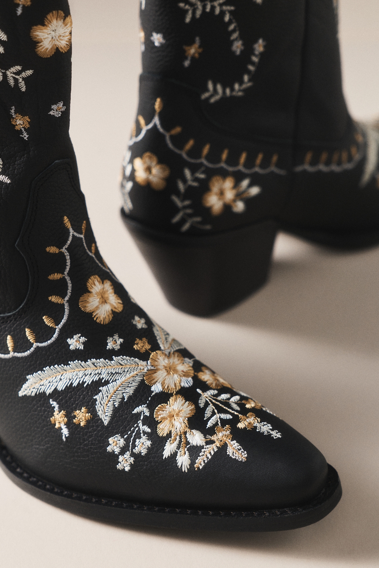 Dingo1969 Full Bloom Western Boots