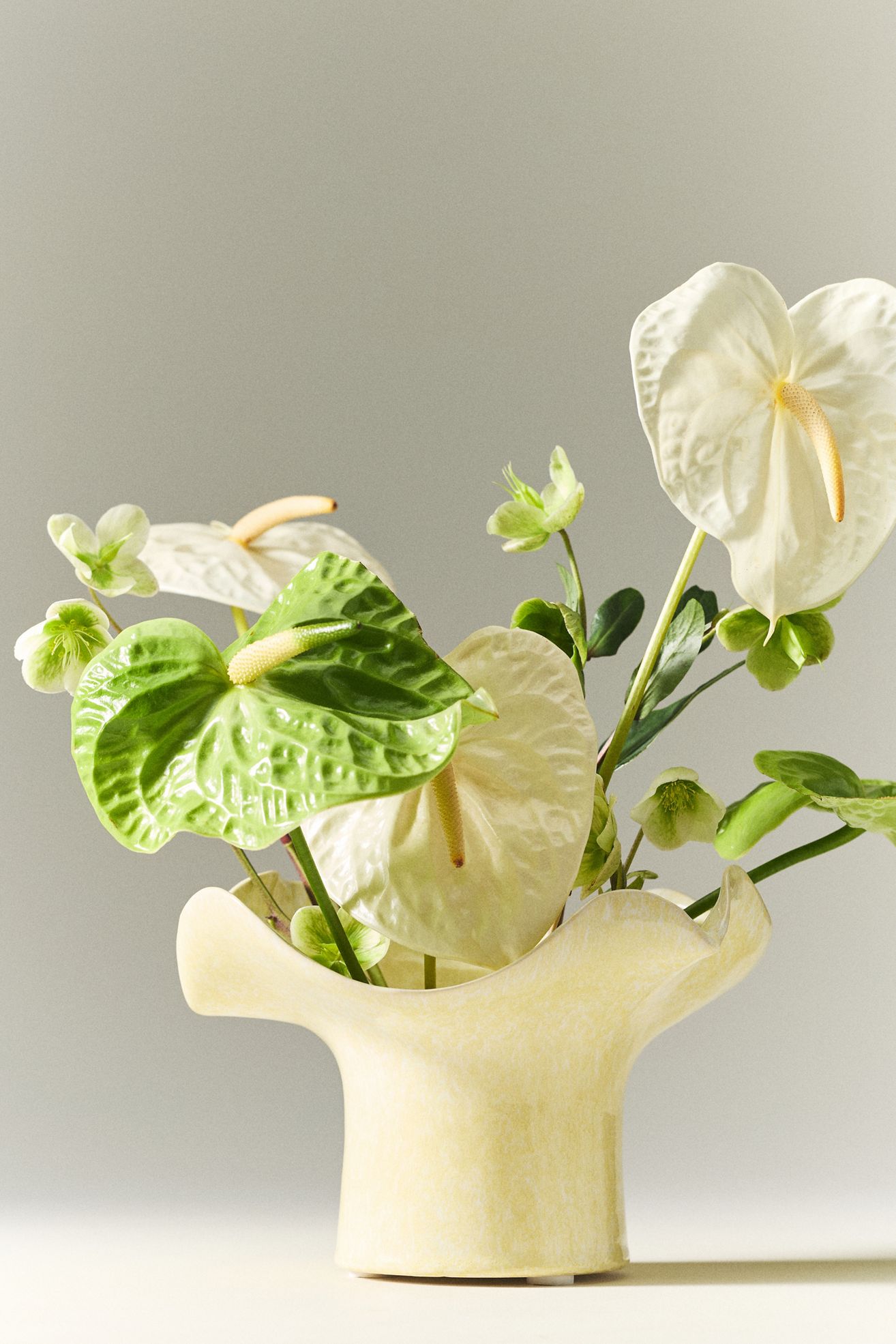 Stoneware Wavy Footed Vessel - Light Yellow, One Size
