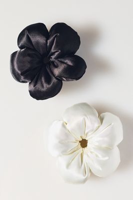 SCOOPS Beauty Flower Scrunchies, Set of 2