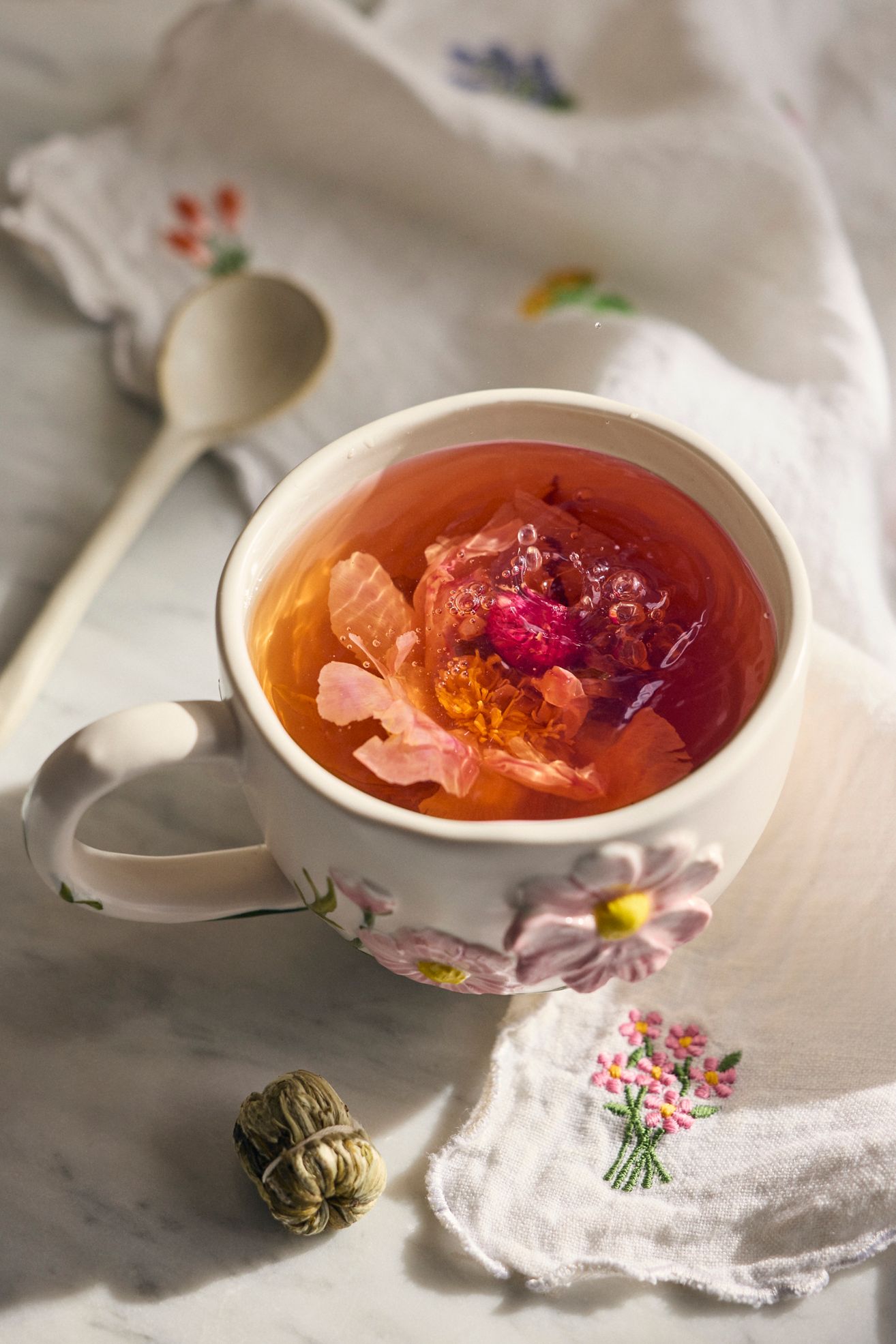 Flower of the Month Stoneware Mug - OCTOBER COSMOS, One Size