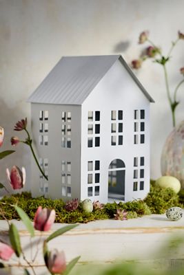 Concordville Spring Farmhouse