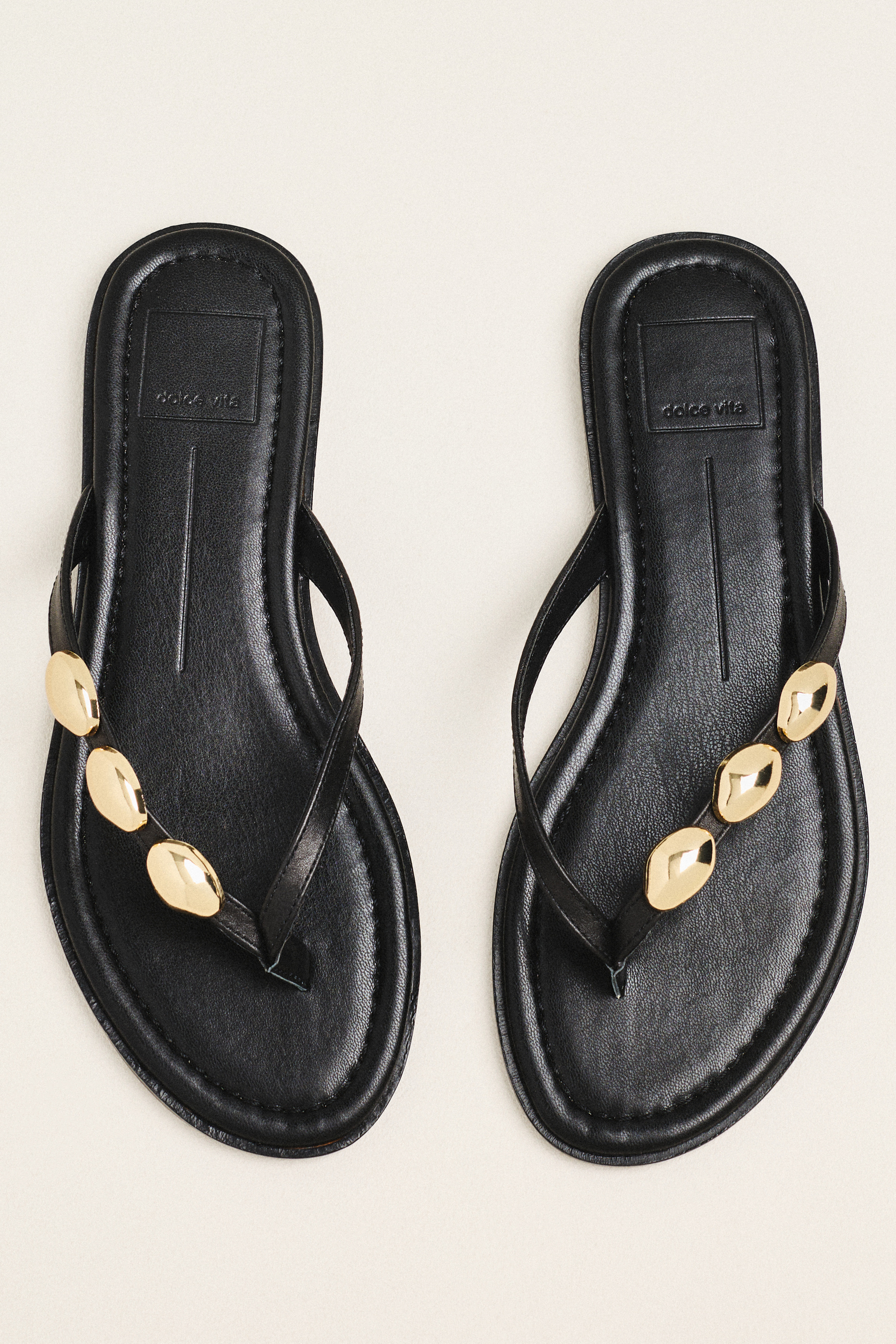 Juny Flip-Flop Sandals - Image 1