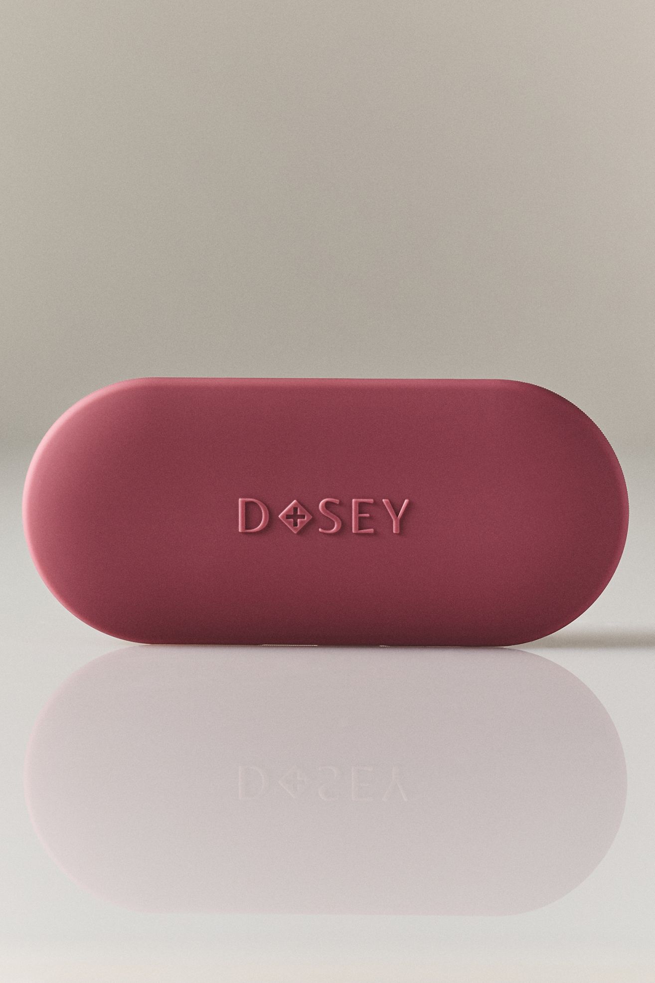 Dosey 7-Day Compact Pill Case - Mulberry, One Size